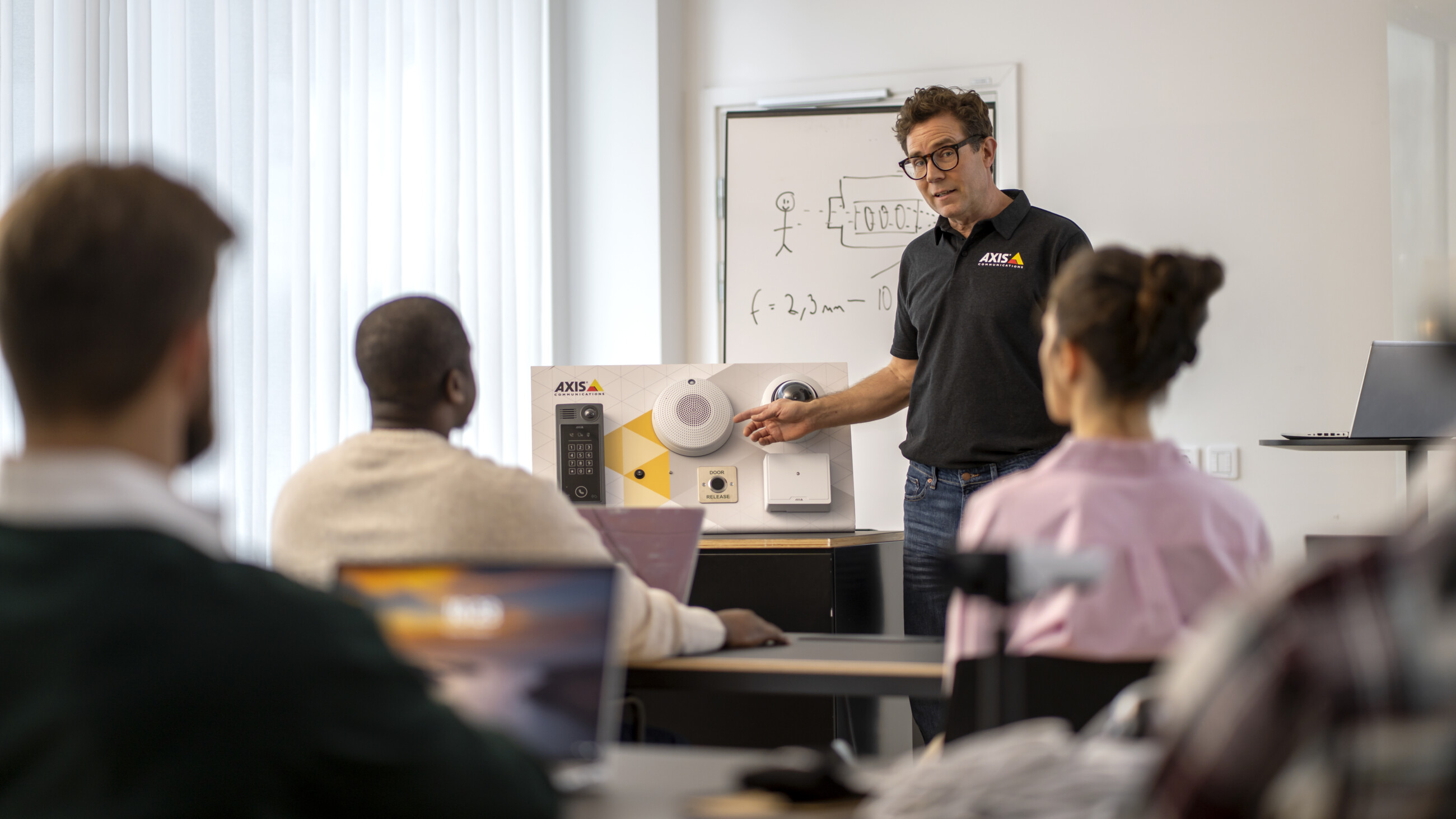 Classroom training builds credibility, connections | Axis Communications
