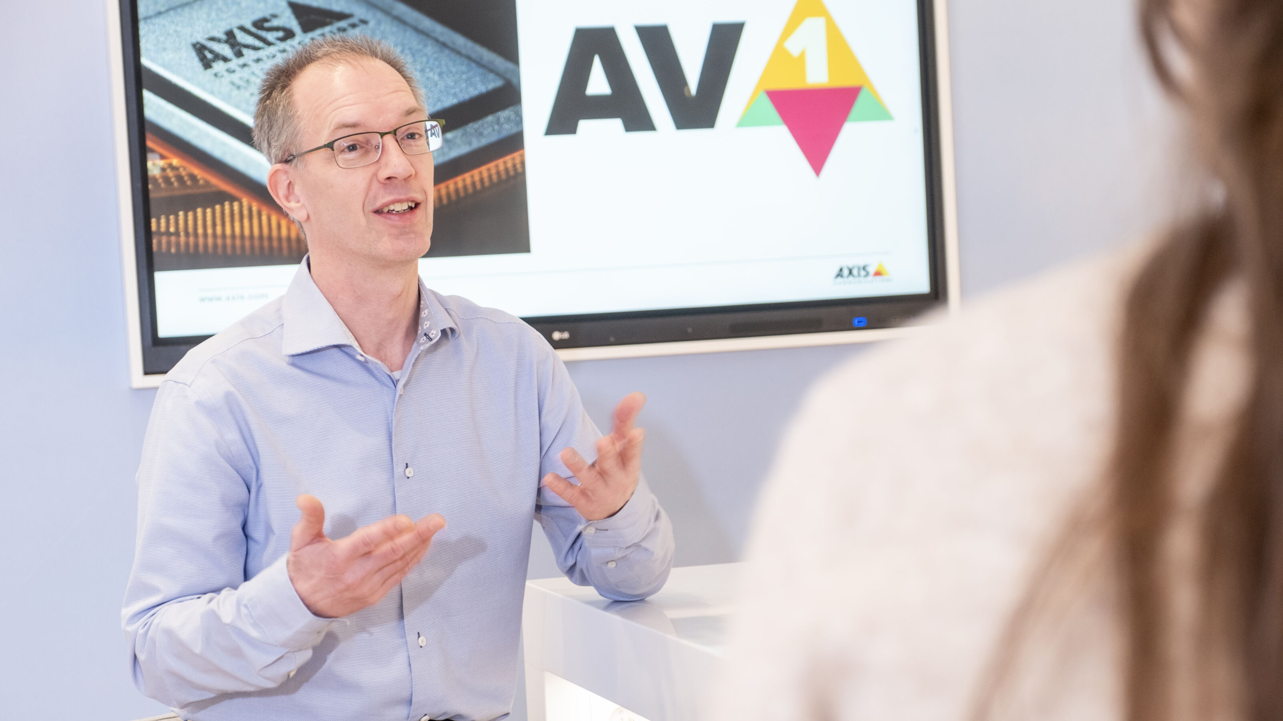 Adonisav Codec AV1 explained | Including comparisons with H.264/H.265 codecs