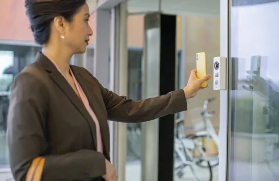 Síťový videointerkom AXIS I8116-E