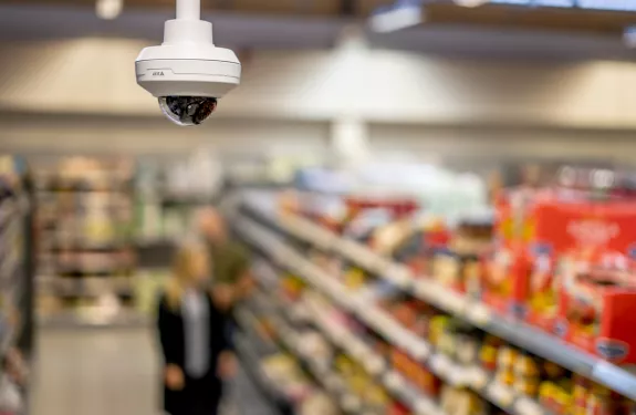 Axis M4218-LV for Retail