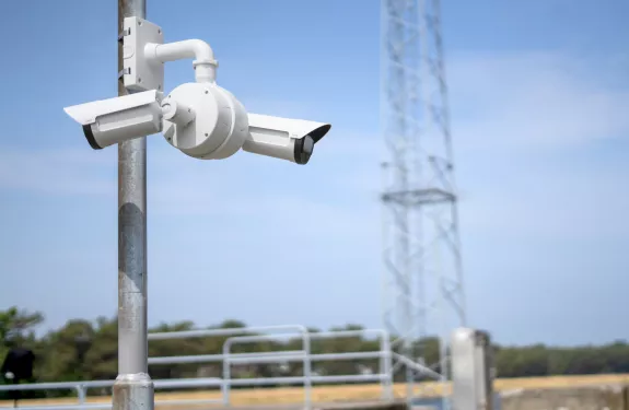 Next-generation bullet cameras; AXIS Q18 Series