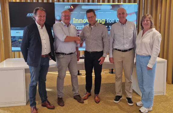 Samenwerking Axis en SmartSD