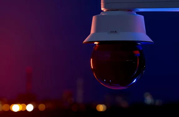 AXIS Q6355-LE at night