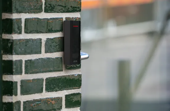 Compact and scalable IP readers offer easy and secure access