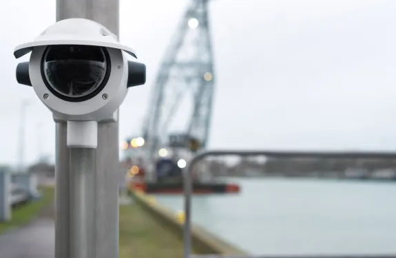 Cellular backbox connects Axis cameras to private cellular networks for reliable performance