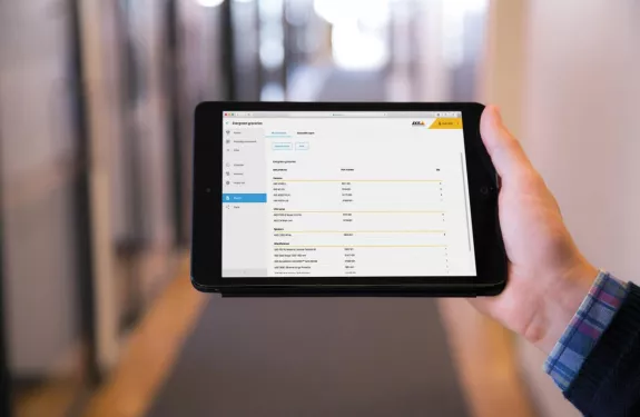 asd_ipad_mini_1-site-designer_1902_1700w