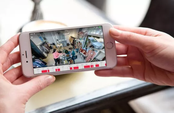 Choisir le bon logiciel de gestion vidéo (VMS) : pourquoi devriez-vous choisir AXIS Companion