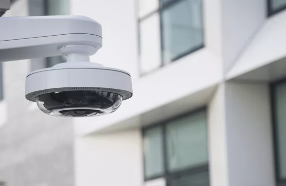 AXIS P3727-PLE, a multidirectional camera offering four channels