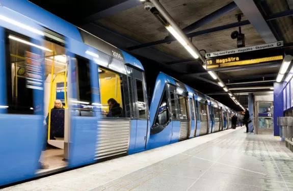 Axis Public transport