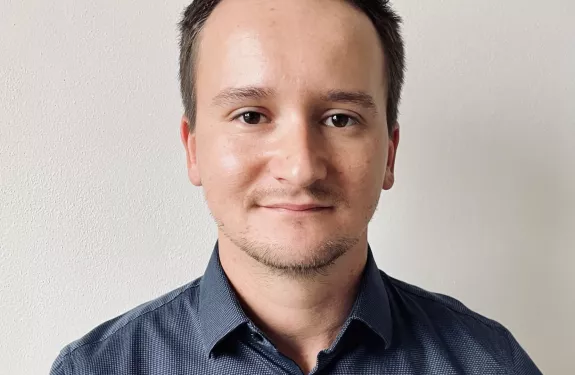 Na pozici Sales Engineer pro Českou republiku nastupuje Jan Hric