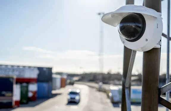 AXIS Q3628-VE Dome Camera