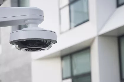 AXIS P3727-PLE, a multidirectional camera offering four channels