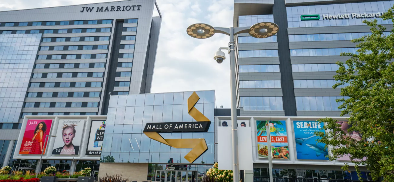 Entrance to the Mall of America with Axis Communications cameras visable in the foreground.
