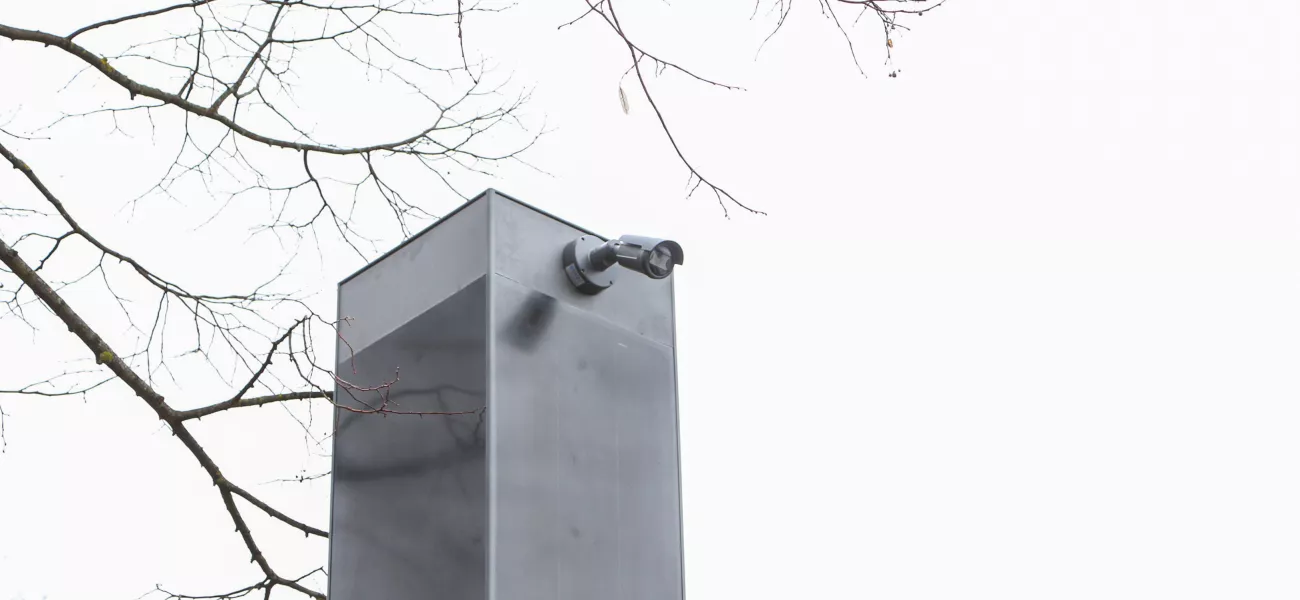 In Zusammenarbeit mit #PrimeoEnergie installierte die Schweizer Firma Eotec AG eine innovativen Videoüberwachungslösung, entwickelt in Zusammenarbeit mit SLAT GmbH, Axis Communications und Morphean. Das Ziel: die illegale Müllablagerung erfolgreich bekämpfen!