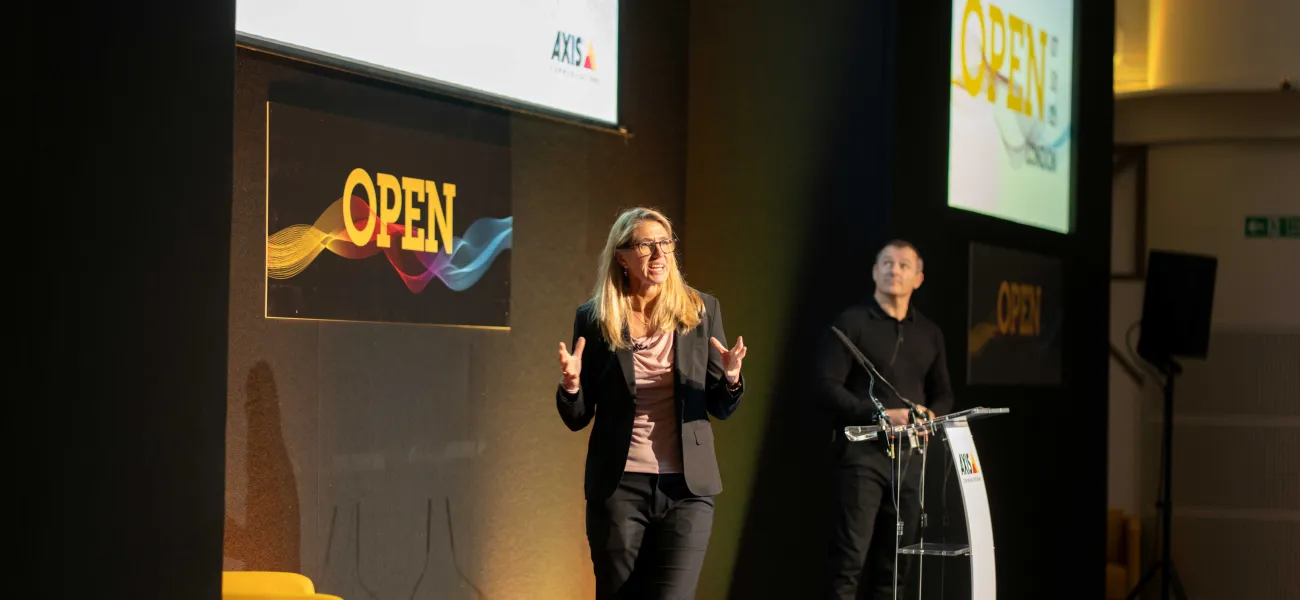 Linn Storang and Simon Emmons presenting at OPEN London