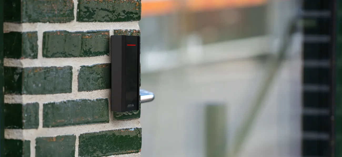 Compact and scalable IP readers offer easy and secure access