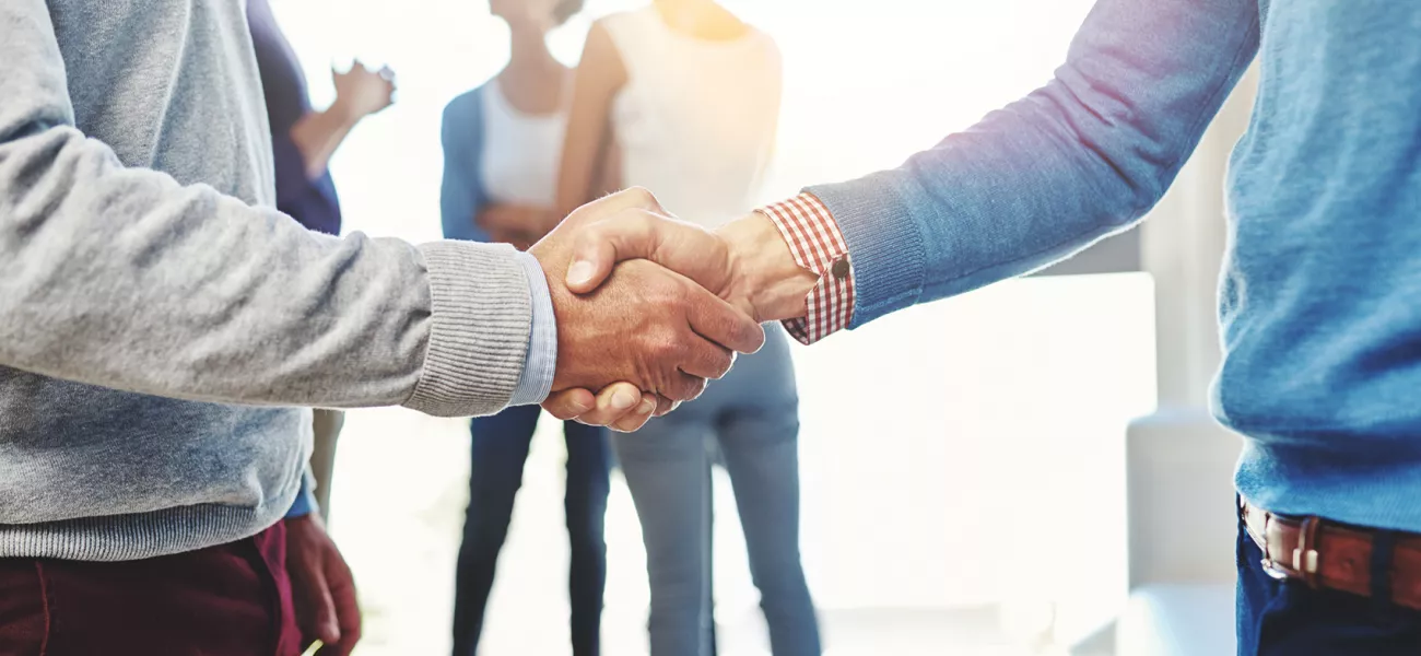 handshake_partnership