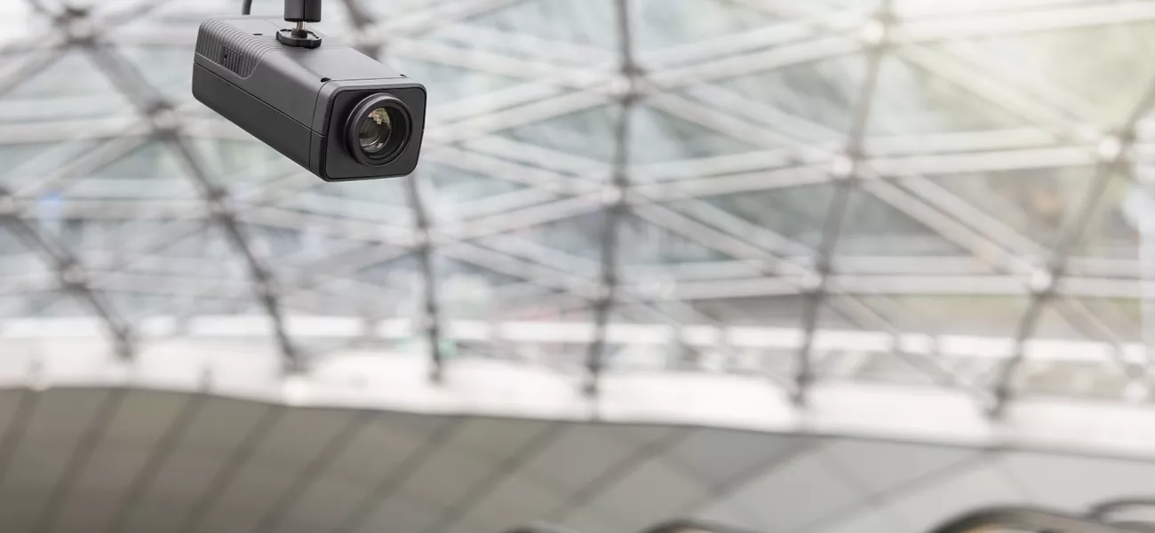 High-performance block camera with 21x optical zoom for long-distance surveillance