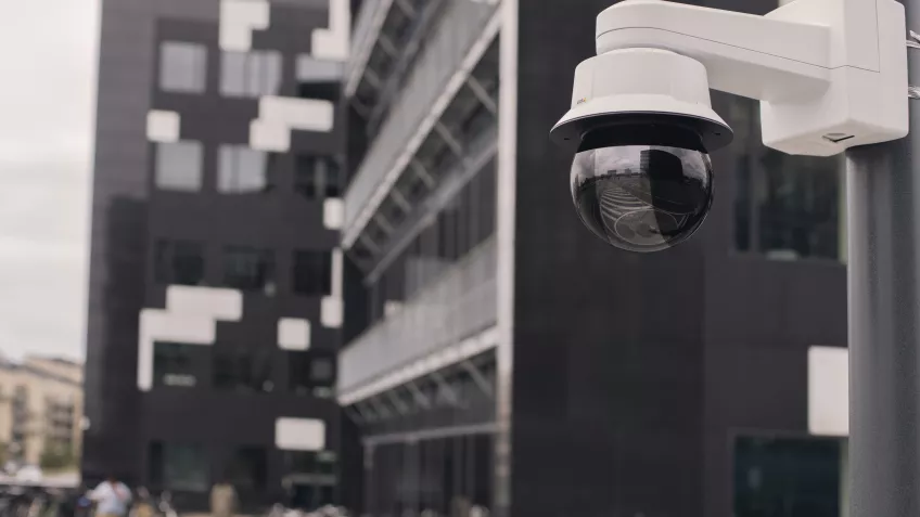 AXIS Q6318-LE Network Camera