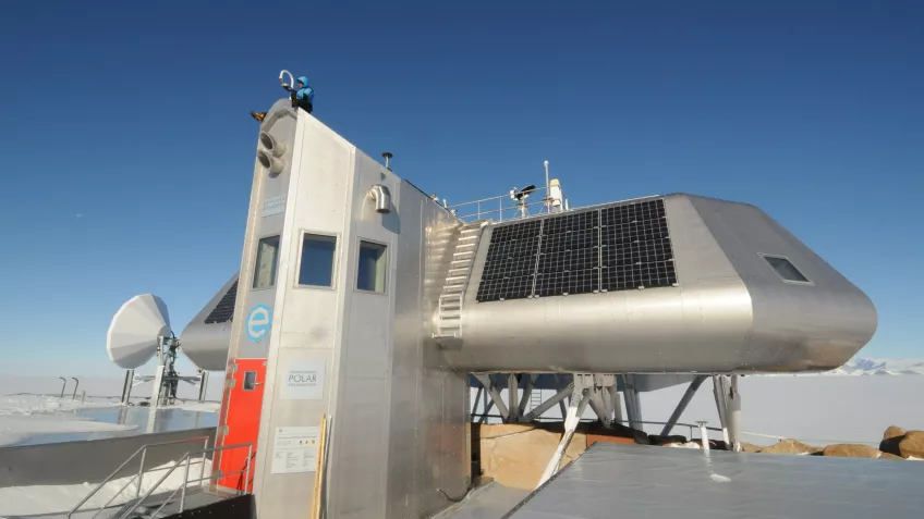 Axis Communications spendet Kamera an die International Polar Foundation