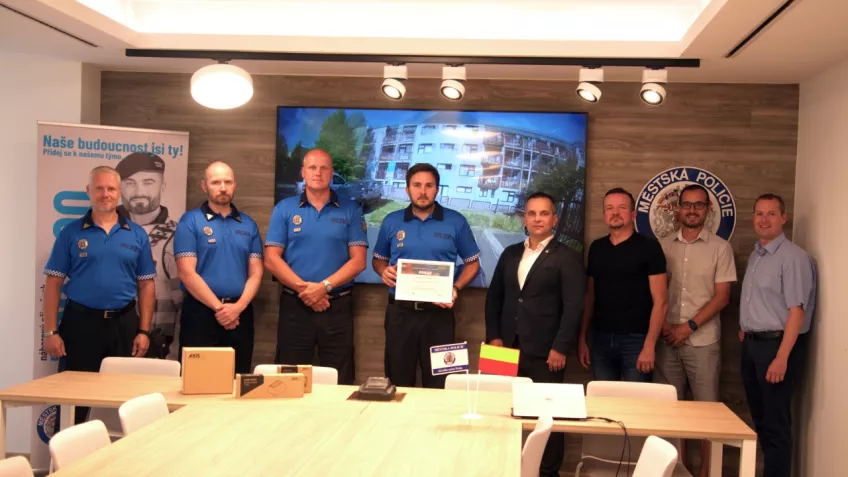 Pražští strážníci pořídili při zásahu video, které připomíná akční film na pokračování. Vyhráli s ním cenu