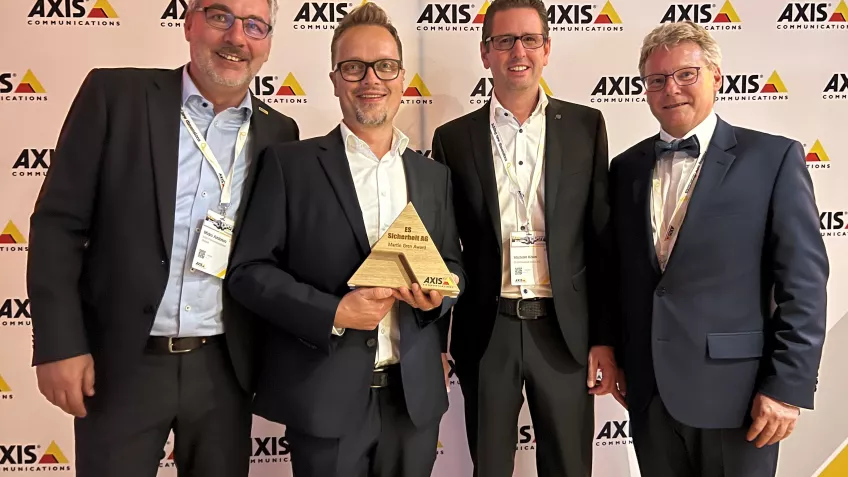 ES Sicherheit erhielt den Martin Gren Award für Innovation. 