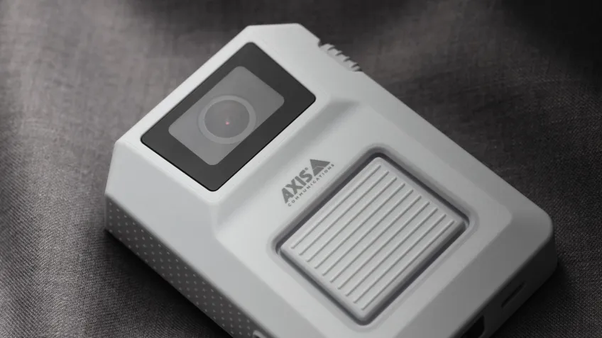 The durable AXIS W102 Body Worn Camera