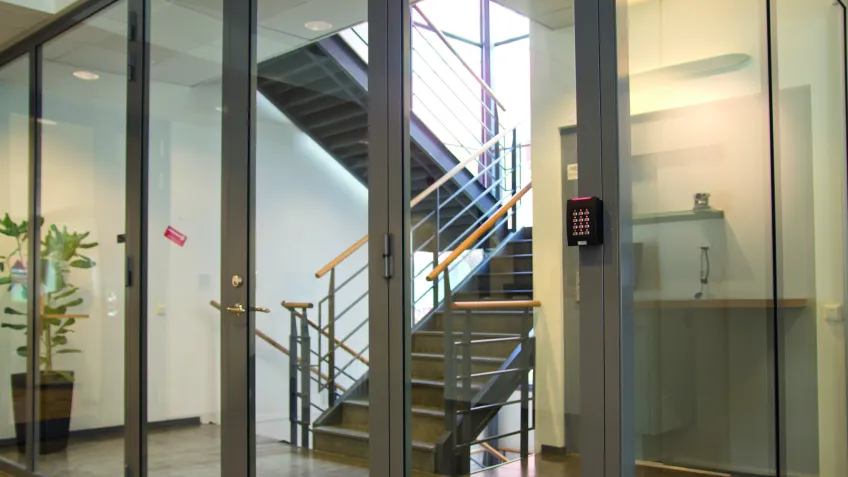 A fail-safe system by a stairwell