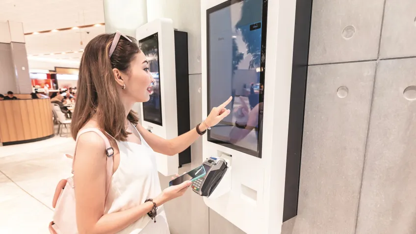 Quick service restaurant solutions help customer flow management