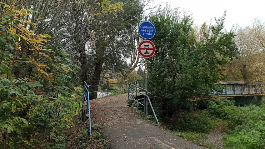 Slepá místa Praha-Lipence