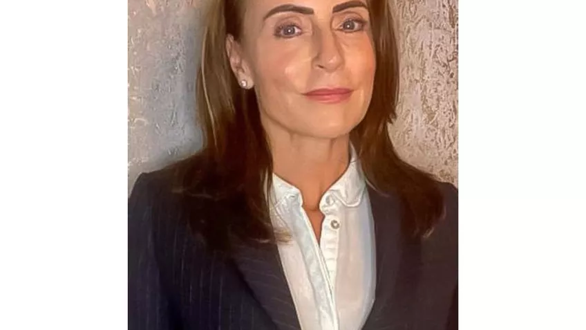 Shirley Phillips-Knight