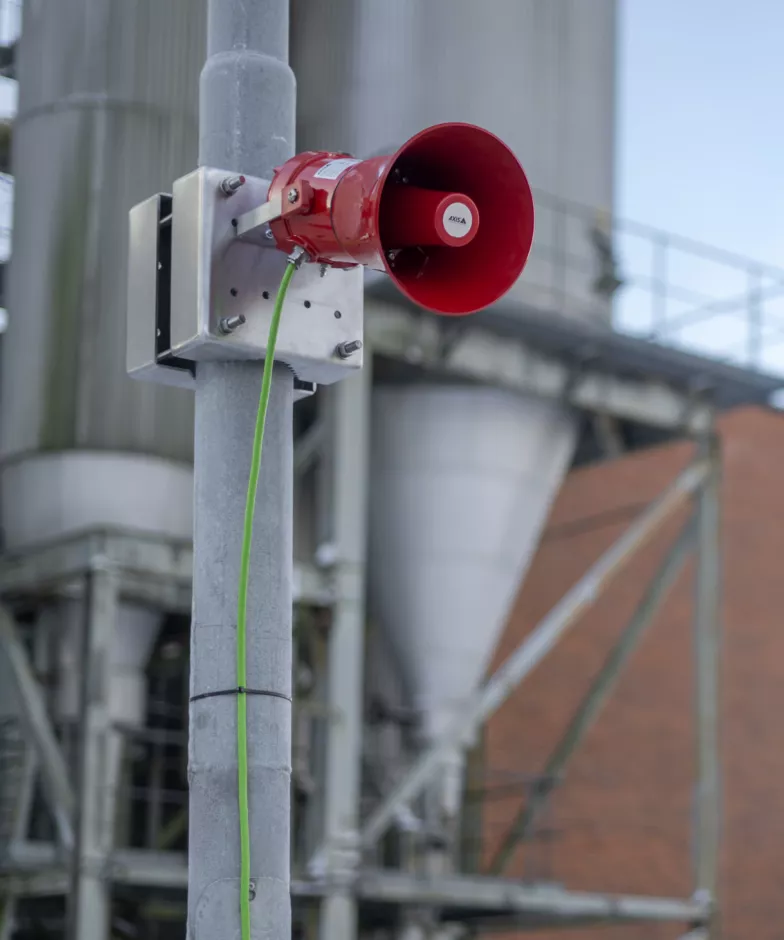 Axis launches world's first explosion-protected thermometric